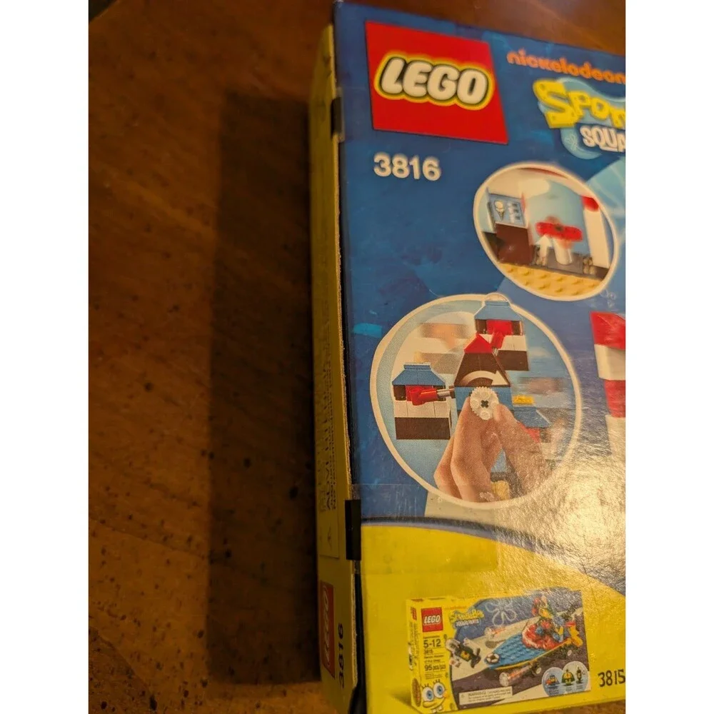 LEGO SpongeBob SquarePants Glove World Set 3816 169 pcs Ages 5-12 With Box